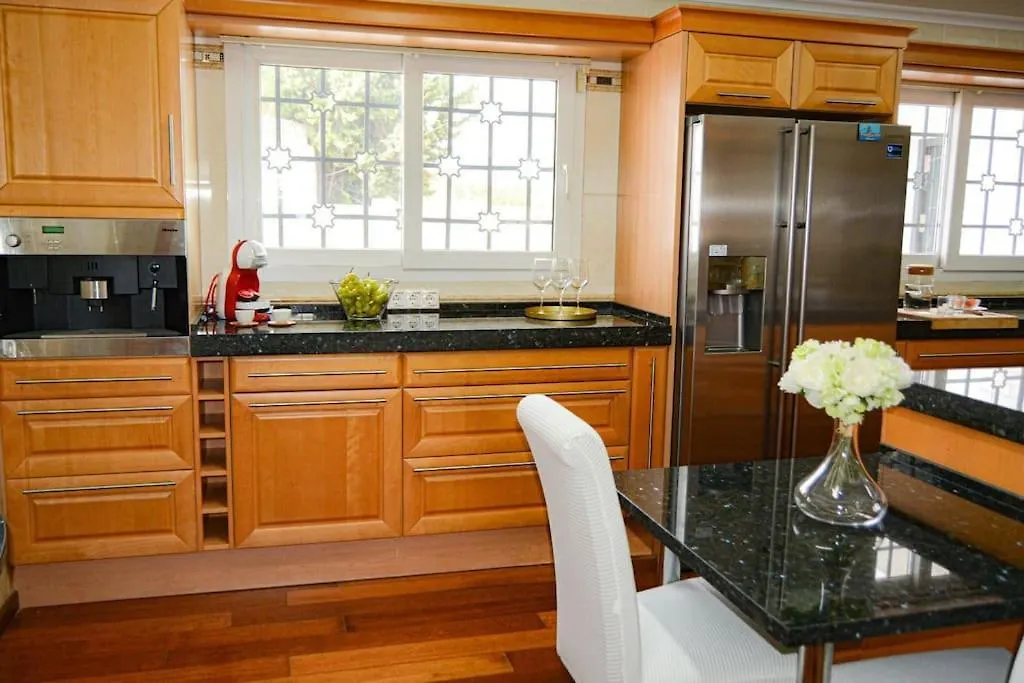 Spectacular Villa In Benalmadena