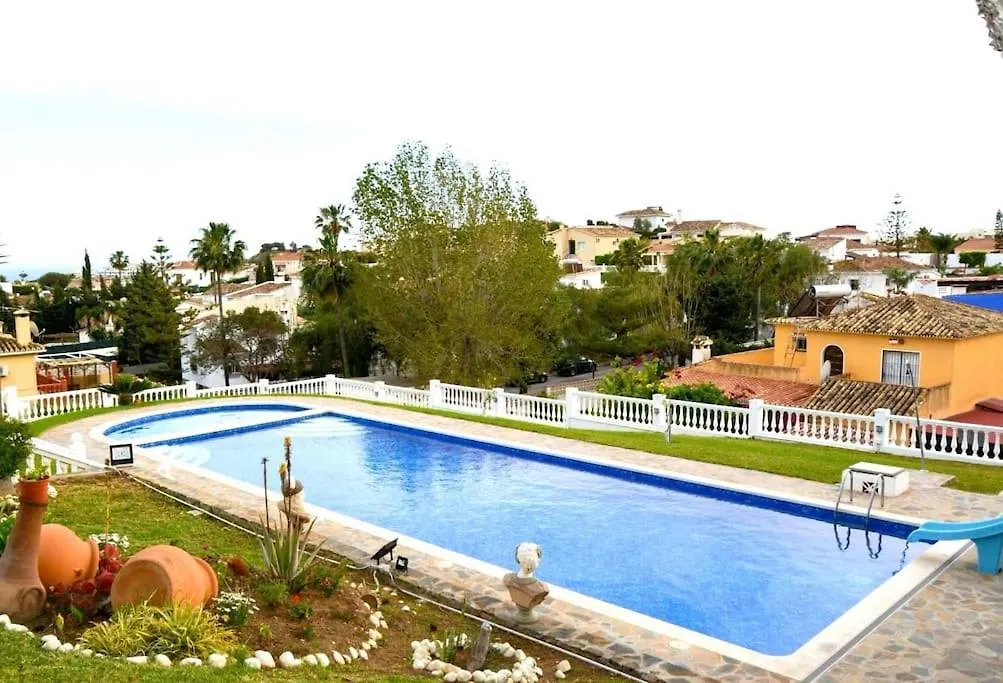 Spectacular Villa In بينالماذينا